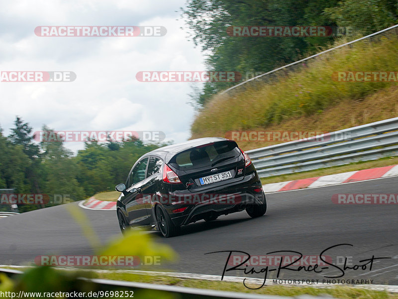 Bild #9698252 - Touristenfahrten Nürburgring Nordschleife (25.07.2020)