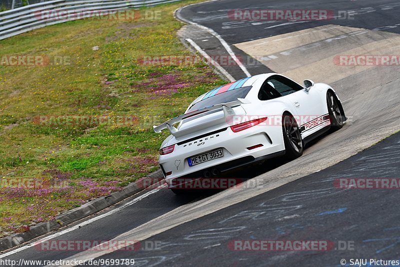 Bild #9699789 - Touristenfahrten Nürburgring Nordschleife (25.07.2020)