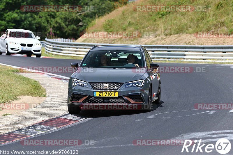 Bild #9706123 - Touristenfahrten Nürburgring Nordschleife (25.07.2020)