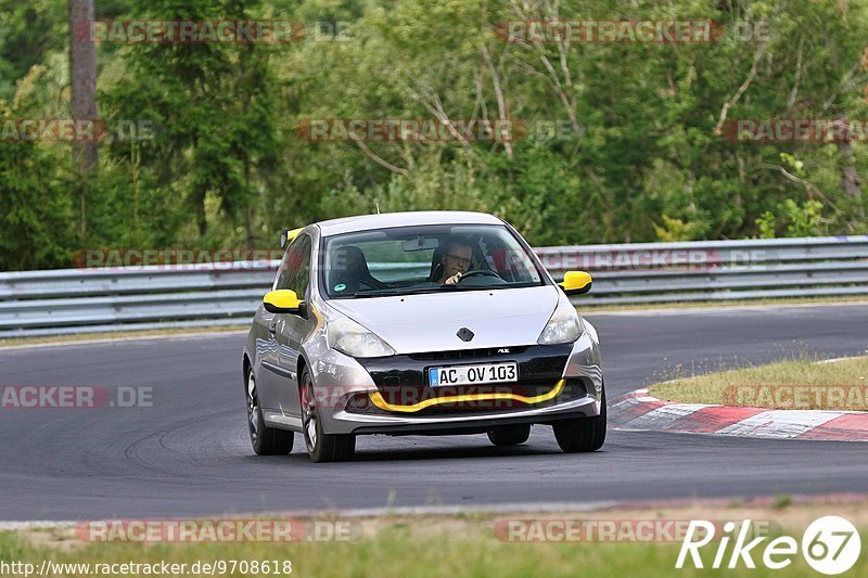 Bild #9708618 - Touristenfahrten Nürburgring Nordschleife (25.07.2020)