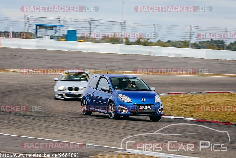 Bild #9664891 - Touristenfahrten Nürburgring GP-Strecke (25.07.2020)