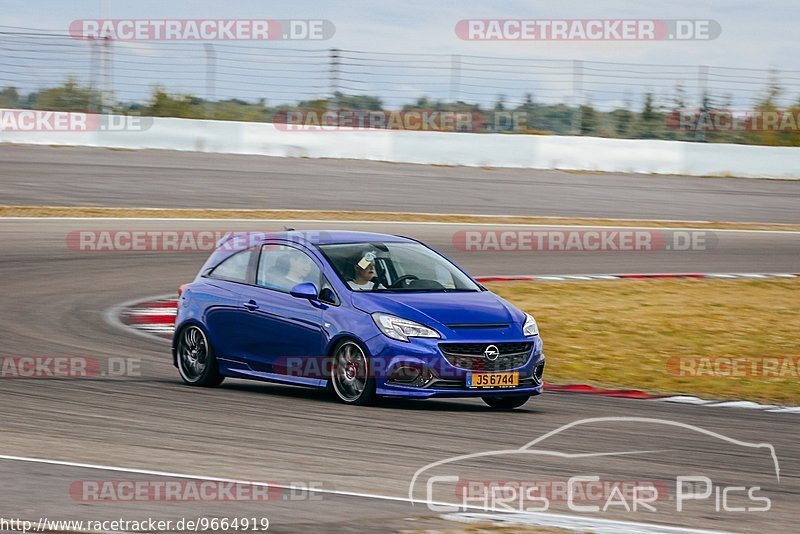 Bild #9664919 - Touristenfahrten Nürburgring GP-Strecke (25.07.2020)