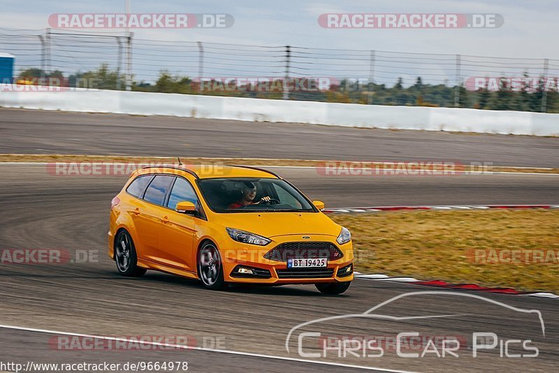 Bild #9664978 - Touristenfahrten Nürburgring GP-Strecke (25.07.2020)