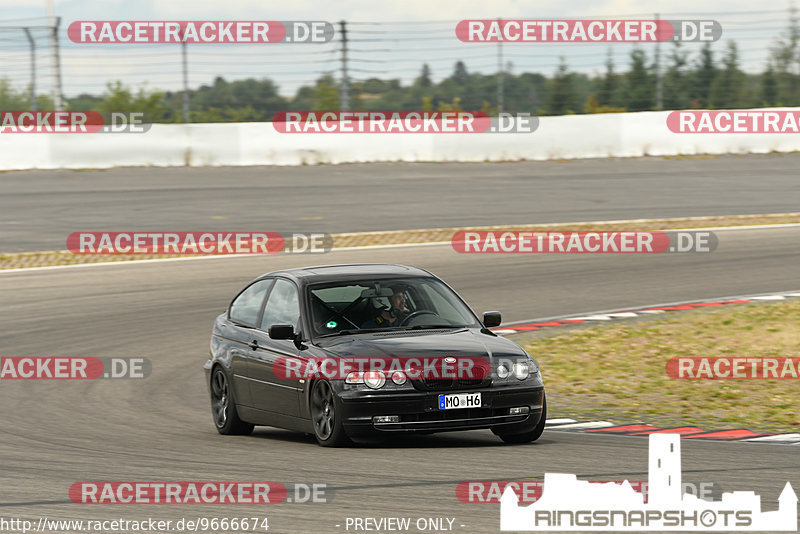 Bild #9666674 - Touristenfahrten Nürburgring GP-Strecke (25.07.2020)