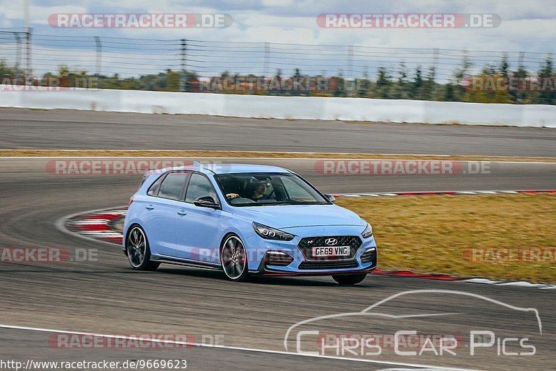 Bild #9669623 - Touristenfahrten Nürburgring GP-Strecke (25.07.2020)