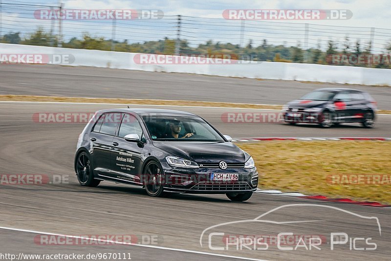 Bild #9670111 - Touristenfahrten Nürburgring GP-Strecke (25.07.2020)