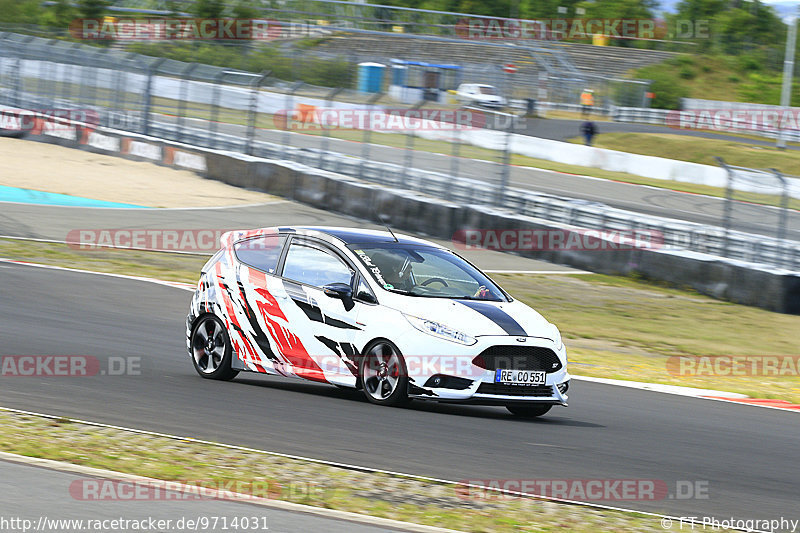 Bild #9714031 - Touristenfahrten Nürburgring GP-Strecke (26.07.2020)