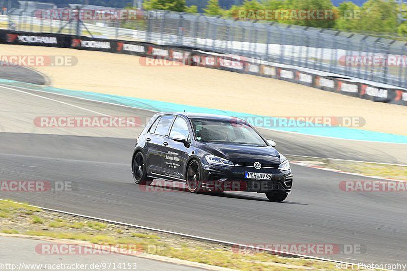 Bild #9714153 - Touristenfahrten Nürburgring GP-Strecke (26.07.2020)