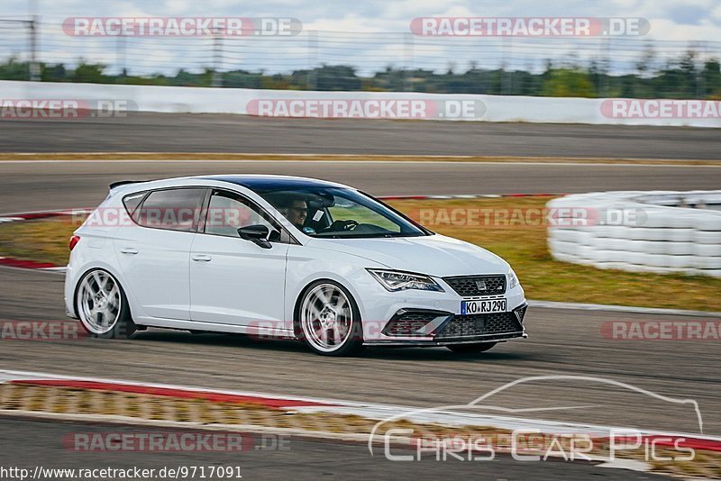 Bild #9717091 - Touristenfahrten Nürburgring GP-Strecke (26.07.2020)