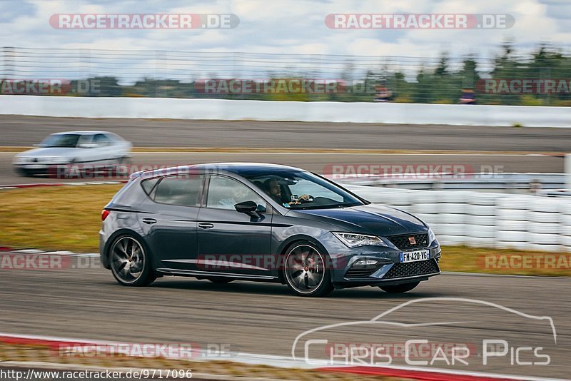 Bild #9717096 - Touristenfahrten Nürburgring GP-Strecke (26.07.2020)