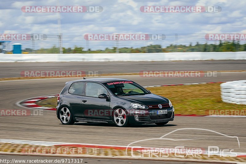 Bild #9717317 - Touristenfahrten Nürburgring GP-Strecke (26.07.2020)