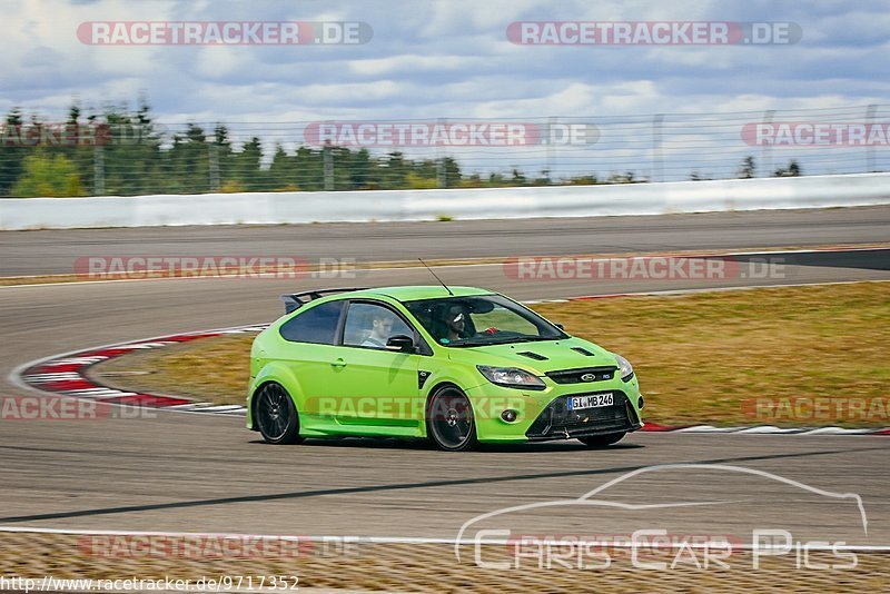 Bild #9717352 - Touristenfahrten Nürburgring GP-Strecke (26.07.2020)