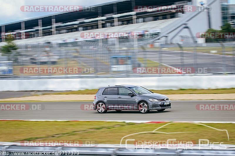 Bild #9717379 - Touristenfahrten Nürburgring GP-Strecke (26.07.2020)