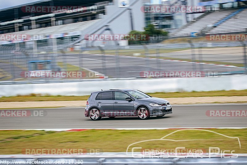 Bild #9717380 - Touristenfahrten Nürburgring GP-Strecke (26.07.2020)