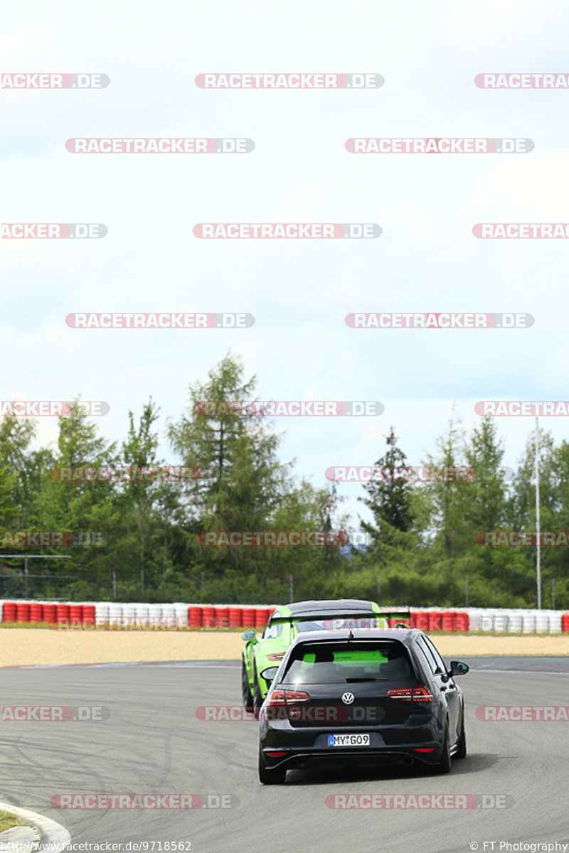 Bild #9718562 - Touristenfahrten Nürburgring GP-Strecke (26.07.2020)