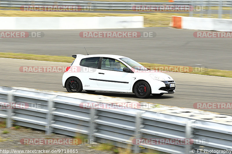 Bild #9718865 - Touristenfahrten Nürburgring GP-Strecke (26.07.2020)