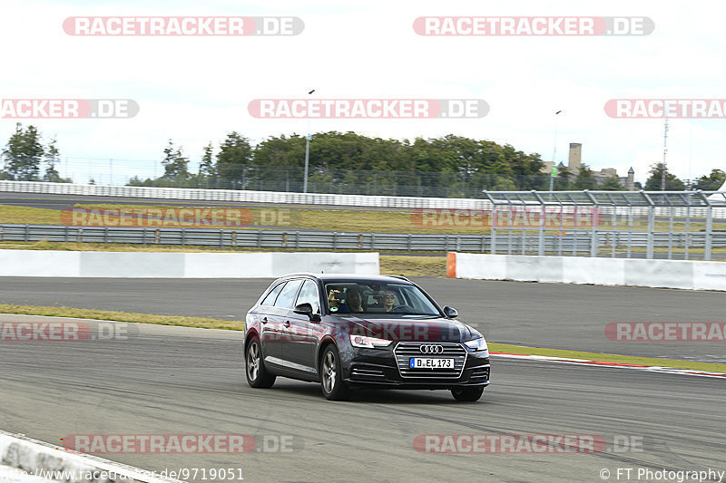 Bild #9719051 - Touristenfahrten Nürburgring GP-Strecke (26.07.2020)