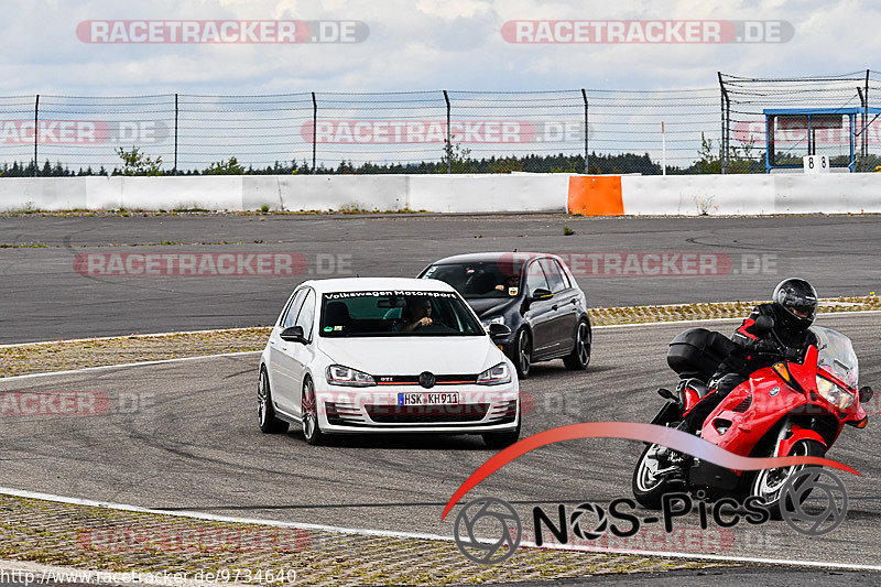 Bild #9734640 - Touristenfahrten Nürburgring GP-Strecke (26.07.2020)