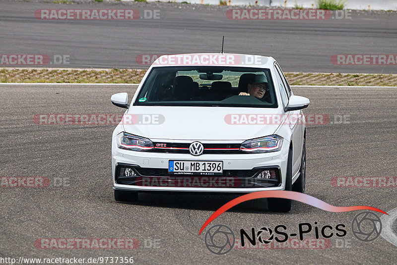 Bild #9737356 - Touristenfahrten Nürburgring GP-Strecke (26.07.2020)