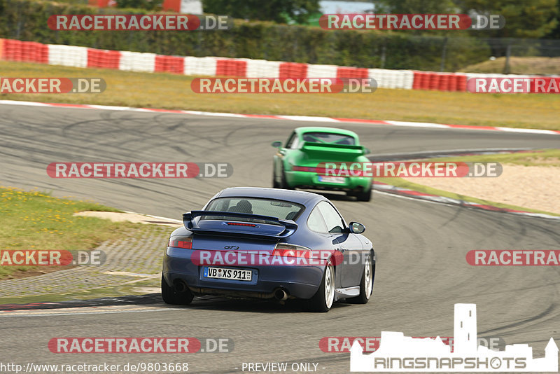 Bild #9803668 - Touristenfahrten Nürburgring GP-Strecke (02.08.2020)