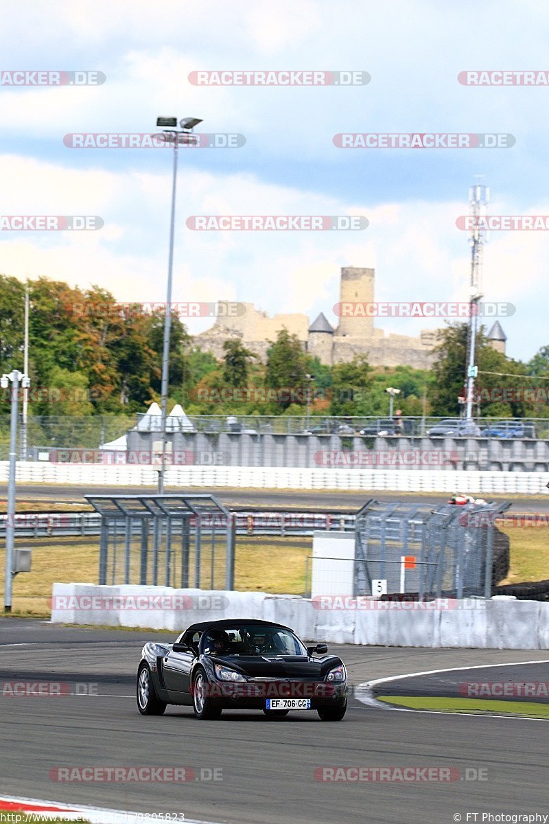 Bild #9805823 - Touristenfahrten Nürburgring GP-Strecke (02.08.2020)