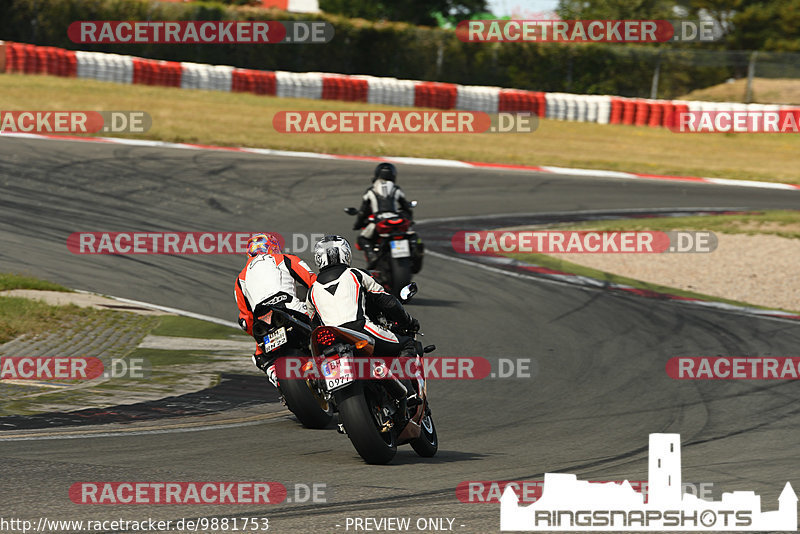 Bild #9881753 - Touristenfahrten Nürburgring GP-Strecke (04.08.2020)