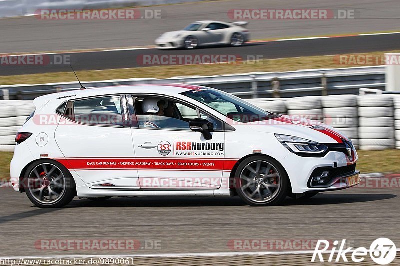 Bild #9890061 - Touristenfahrten Nürburgring GP-Strecke (04.08.2020)