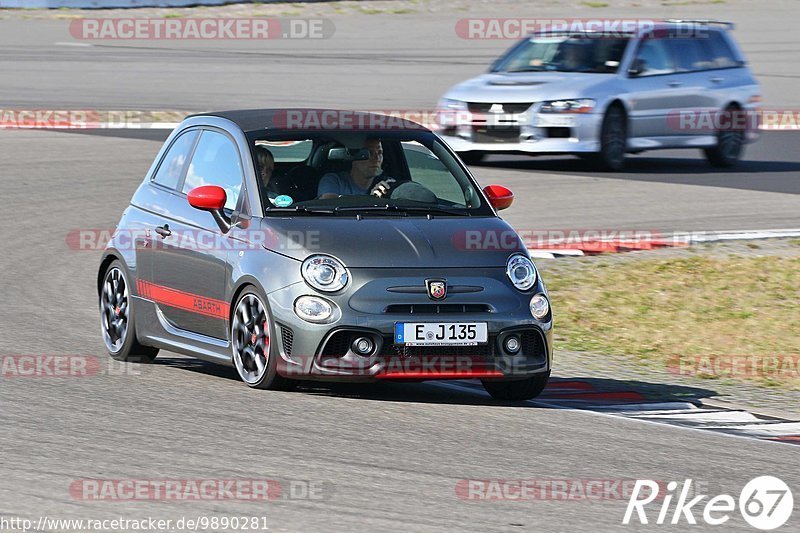 Bild #9890281 - Touristenfahrten Nürburgring GP-Strecke (04.08.2020)