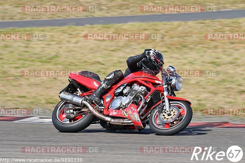 Bild #9890330 - Touristenfahrten Nürburgring GP-Strecke (04.08.2020)