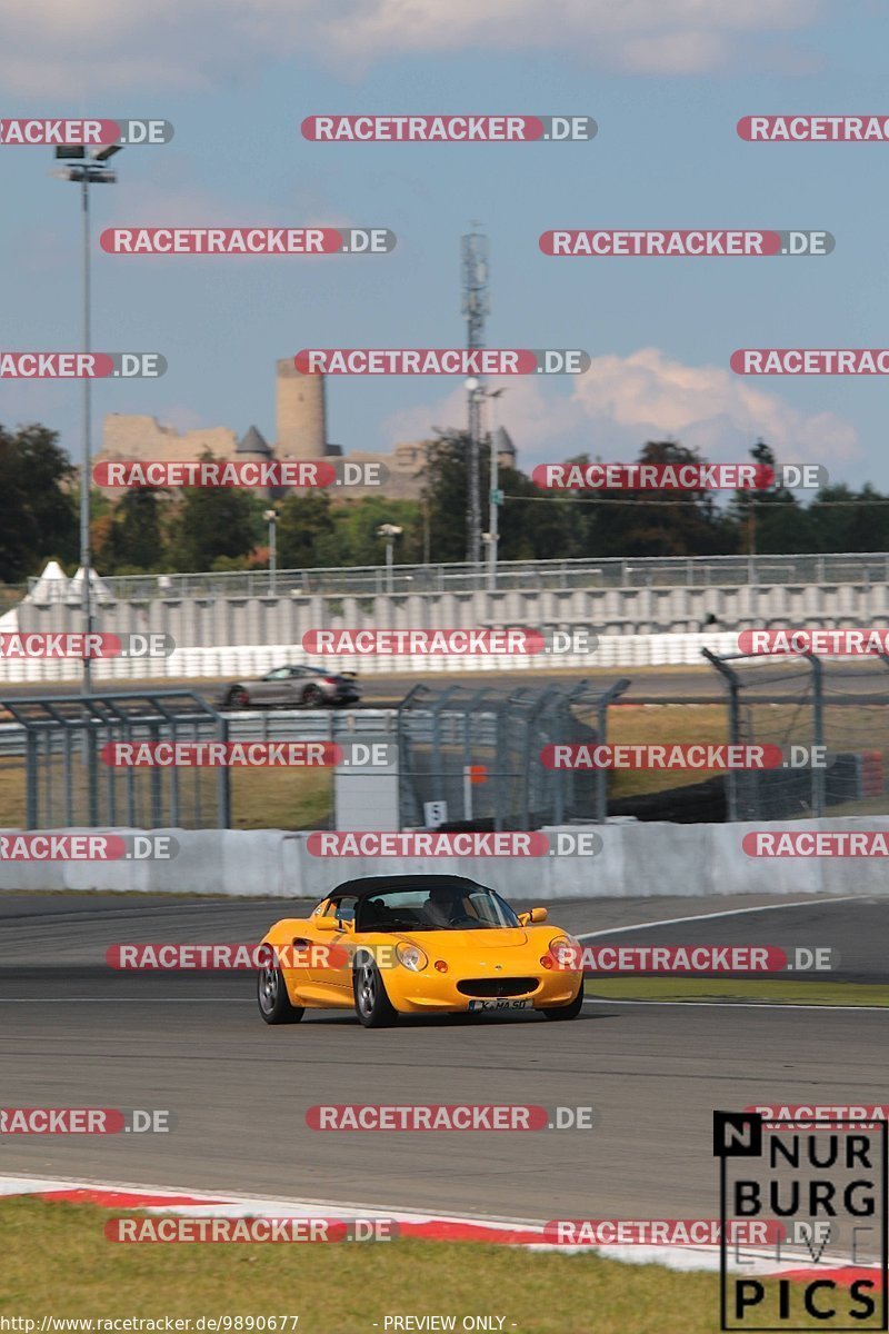 Bild #9890677 - Touristenfahrten Nürburgring GP-Strecke (04.08.2020)