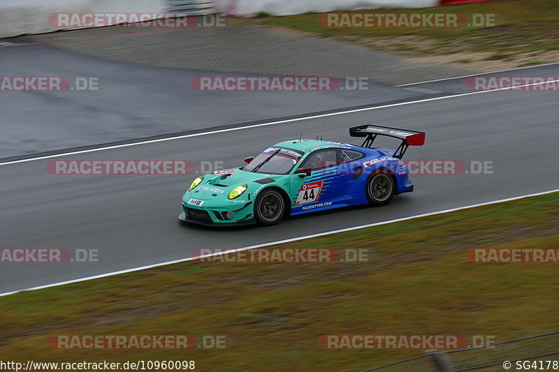 Bild #10960098 - 48. ADAC Total 24h-Rennen Nürburgring