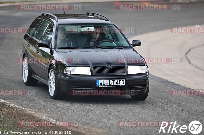 Bild #10962310 - Touristenfahrten Nürburgring Nordschleife (28.09.2020)