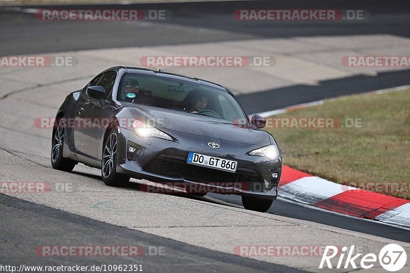 Bild #10962351 - Touristenfahrten Nürburgring Nordschleife (28.09.2020)