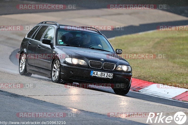 Bild #10963210 - Touristenfahrten Nürburgring Nordschleife (28.09.2020)