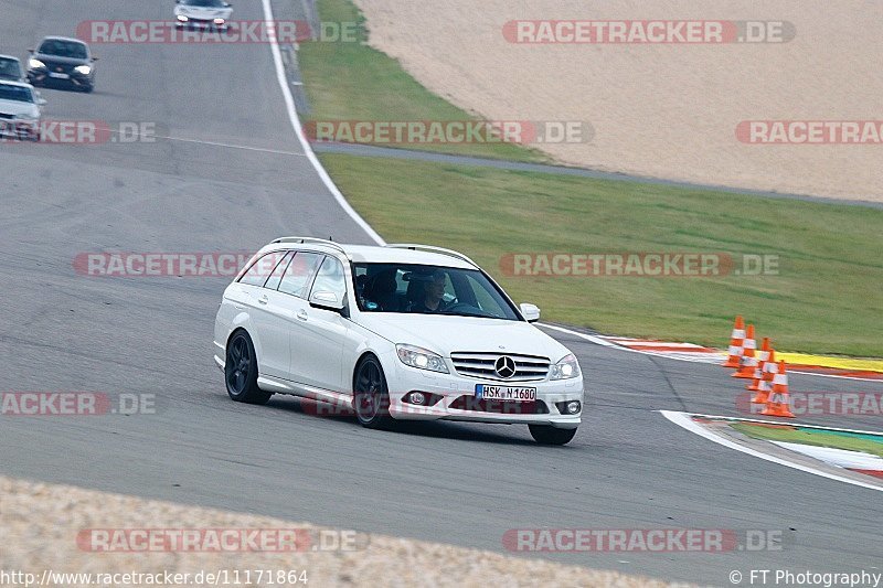 Bild #11171864 - Touristenfahrten Nürburgring GP-Strecke (18.10.2020)