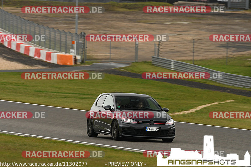 Bild #11302077 - Touristenfahrten Nürburgring GP-Strecke (25.10.2020)