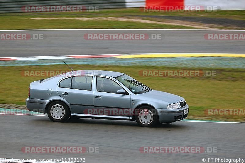 Bild #11303173 - Touristenfahrten Nürburgring GP-Strecke (25.10.2020)