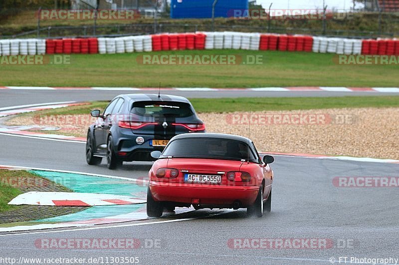 Bild #11303505 - Touristenfahrten Nürburgring GP-Strecke (25.10.2020)