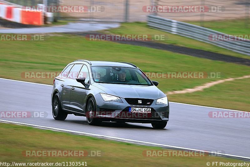 Bild #11303541 - Touristenfahrten Nürburgring GP-Strecke (25.10.2020)