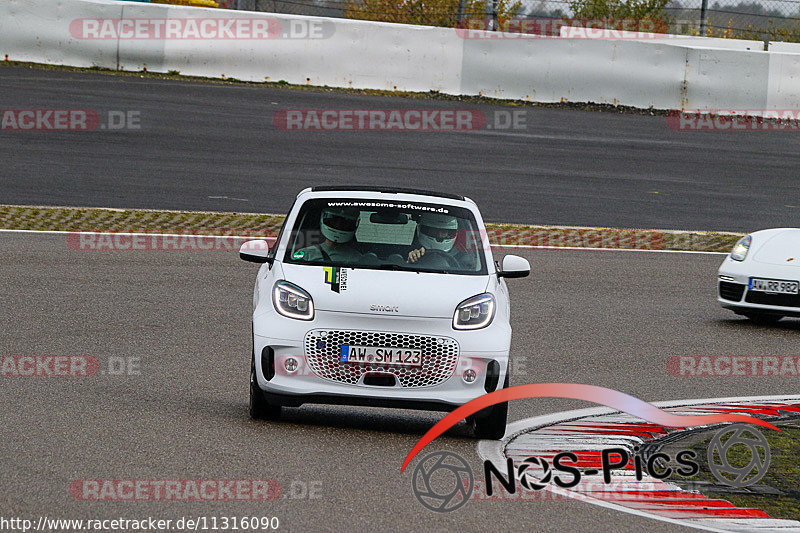 Bild #11316090 - Touristenfahrten Nürburgring GP-Strecke (25.10.2020)