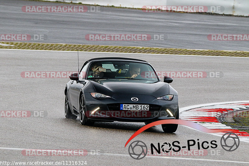 Bild #11316324 - Touristenfahrten Nürburgring GP-Strecke (25.10.2020)