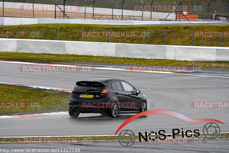 Bild #11317739 - Touristenfahrten Nürburgring GP-Strecke (25.10.2020)