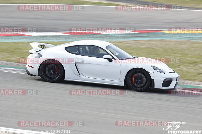 Bild #12042101 - Touristenfahrten Nürburgring GP-Strecke (03.04.2021)