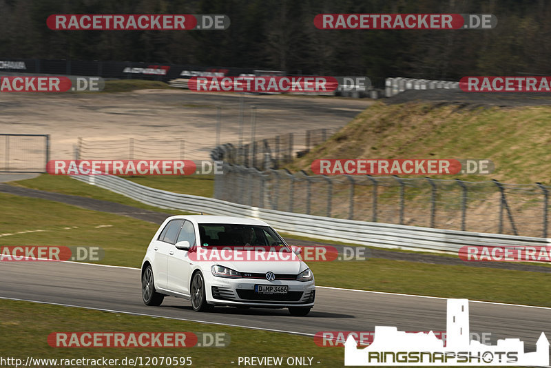 Bild #12070595 - Touristenfahrten Nürburgring GP-Strecke (04.04.2021)