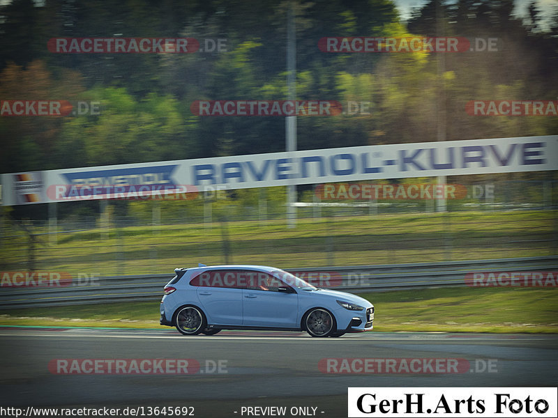 Bild #13645692 - Touristenfahrten Nürburgring GP-Strecke (18.05.2021)