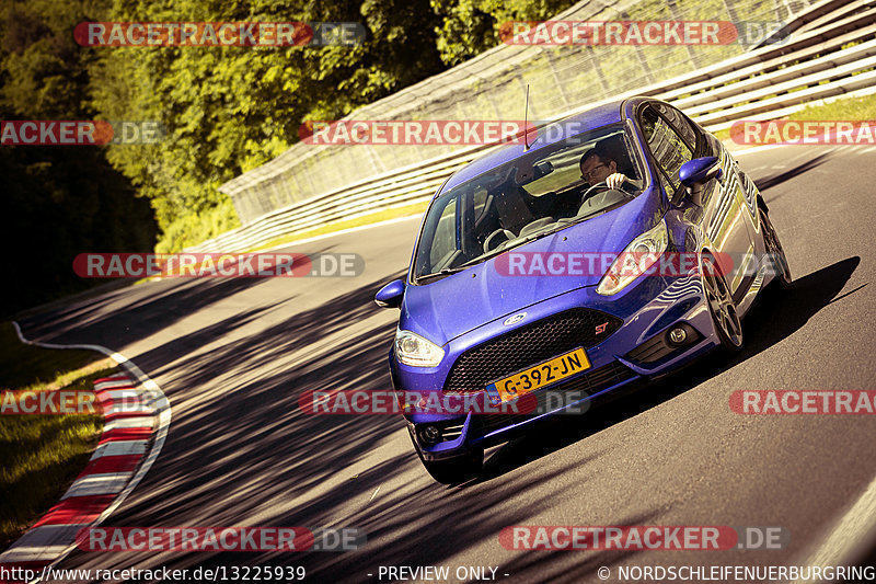 Bild #13225939 - Touristenfahrten Nürburgring Nordschleife (13.06.2021)