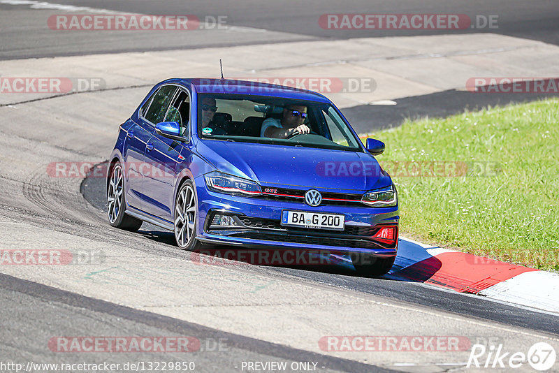 Bild #13229850 - Touristenfahrten Nürburgring Nordschleife (13.06.2021)