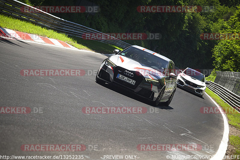 Bild #13252235 - Touristenfahrten Nürburgring Nordschleife (13.06.2021)