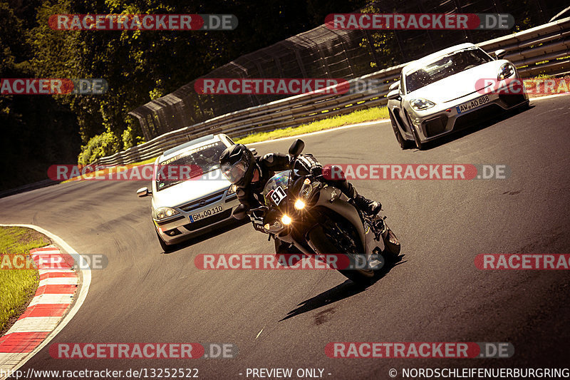 Bild #13252522 - Touristenfahrten Nürburgring Nordschleife (13.06.2021)