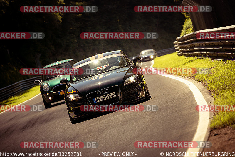 Bild #13252781 - Touristenfahrten Nürburgring Nordschleife (13.06.2021)